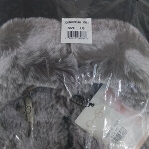 Jessica Simpson FAUX Fur Slippers Large Black